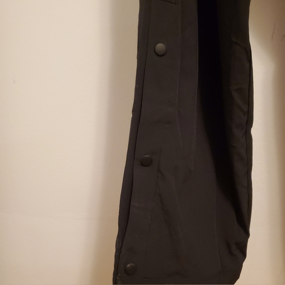 NWT GAP High Rise Fleece-lined pants. Black. Size L. 30" inseam. - Picture 6 of 11